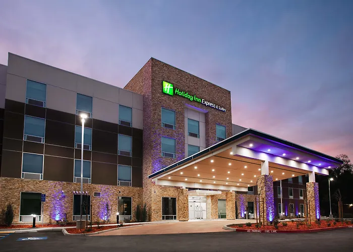Holiday Inn Express & Suites Oakhurst-Yosemite Park Area By Ihg